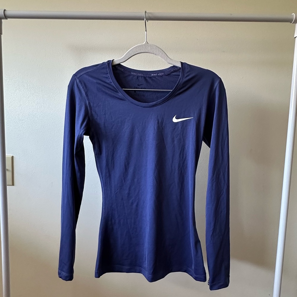 Nike Pro Dri Fit Purple Running Top Size Small